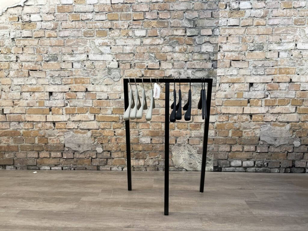 HAY LOOP STAND HALL - 収納家具