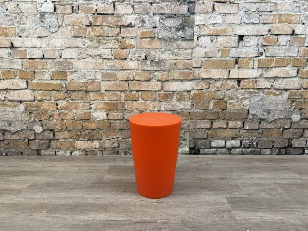 Hocker-Moooi-Behälter-Stool-orange-TheReSales