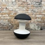 Kruk-Humanscale-Ballo-zwart-Theresales
