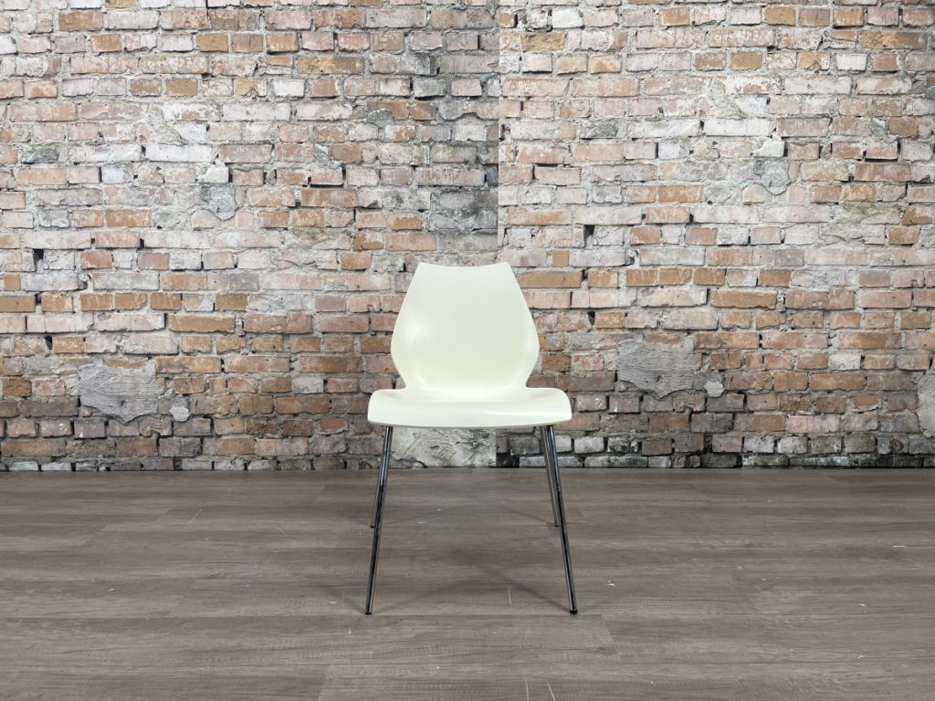 Stoel-Kartell-Maui-geelwit-TheReSales