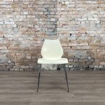 Stoel-Kartell-Maui-geelwit-TheReSales
