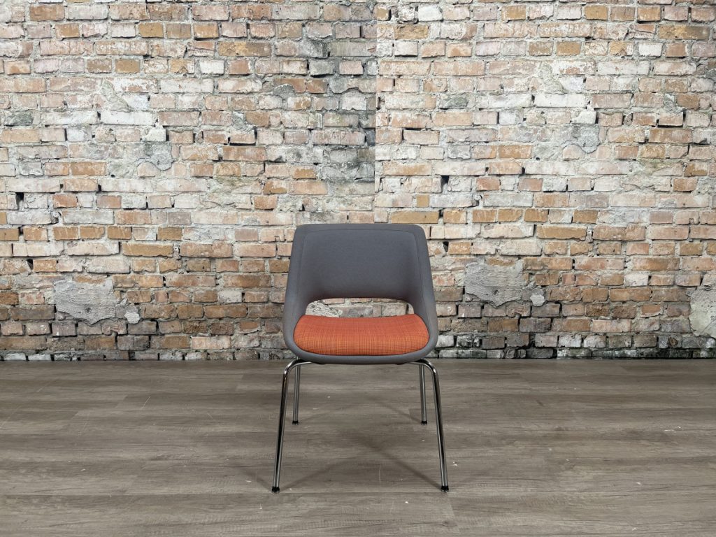 Stoelen-Martela-Mini-Kilta-grijspaars-oranje-TheReSales