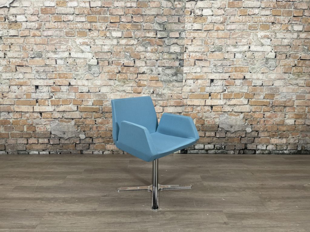 Vervoort-Design-Stoel-lichtblauw-TheReSales