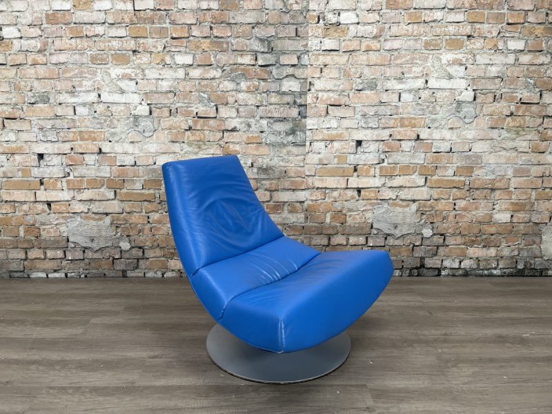 Fauteuil-Montis-Olivier-blauw-TheReSales
