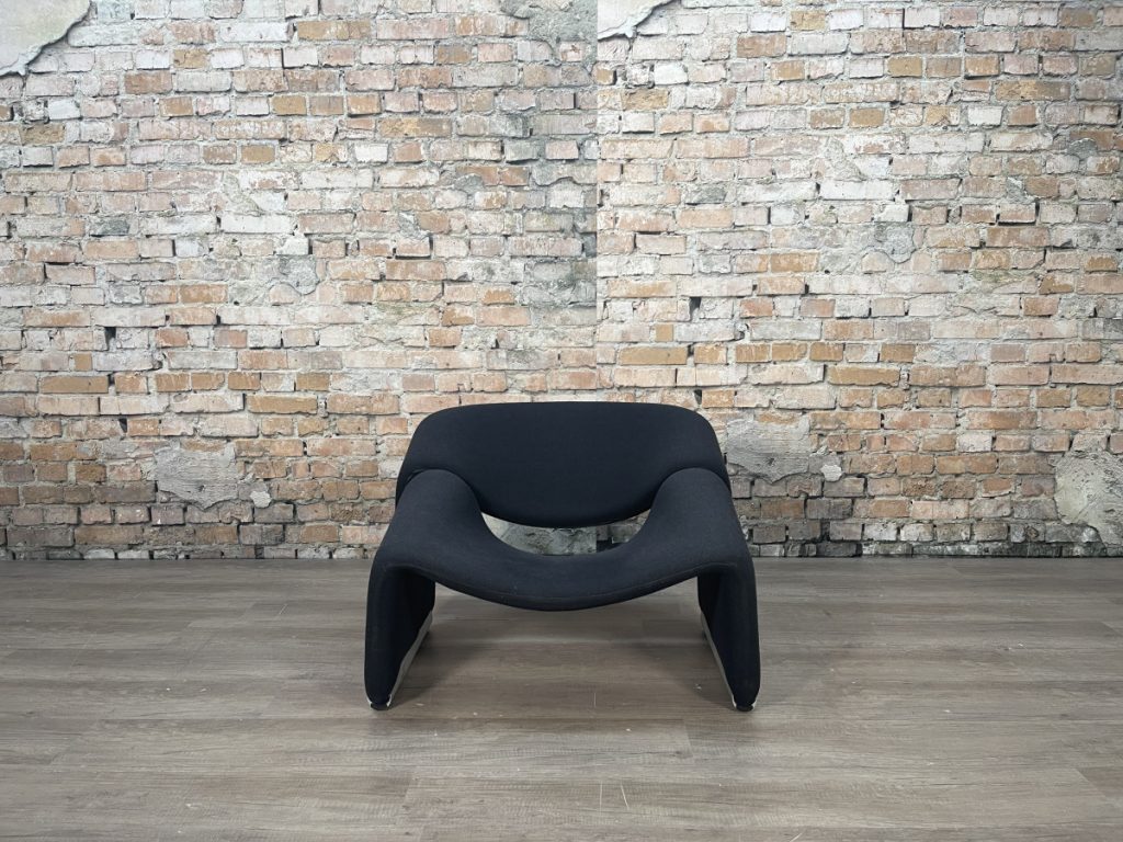 Armchair-Artifort-Groovy-M-Chair-Black-TheReSales