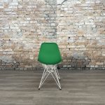 Vitra Eames Plastic Side Chair DSW groen - Afbeelding 5