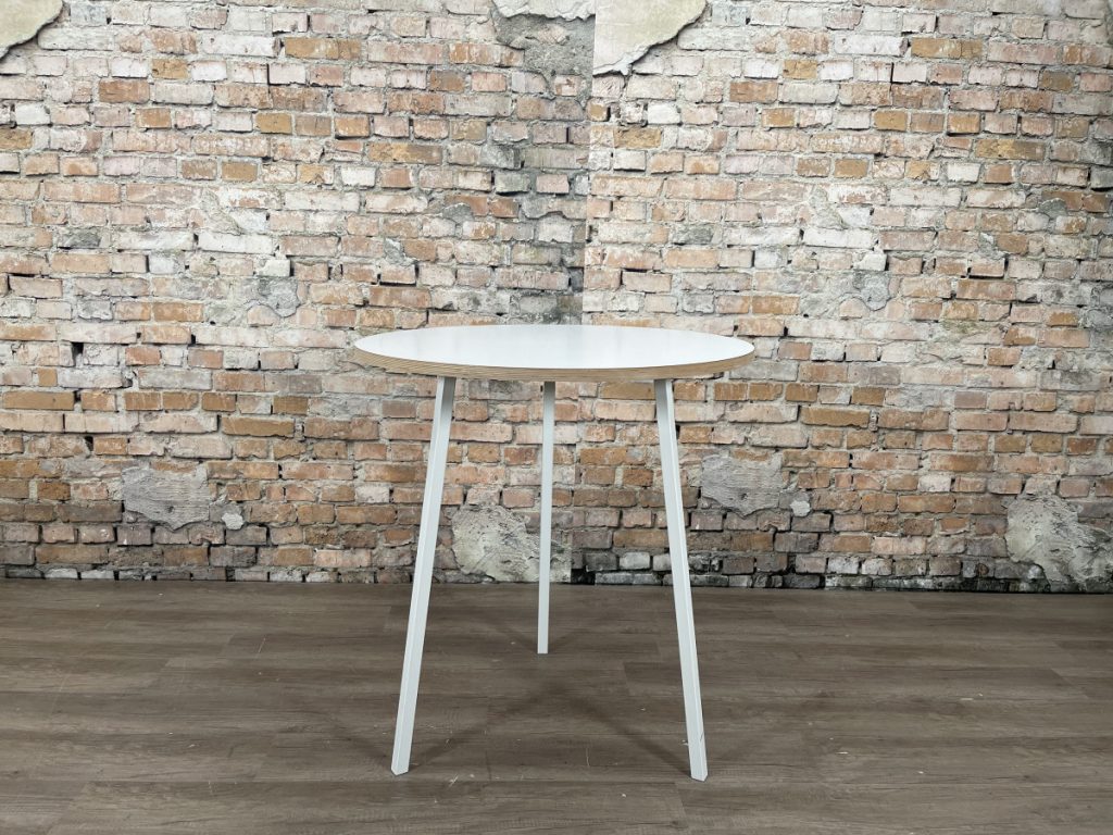 Hay-Loop-Stand-rond-TheReSales