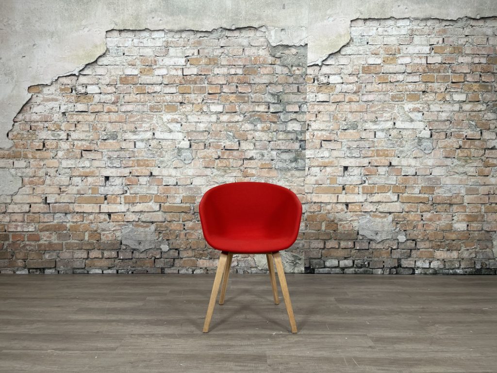 Stoel-Hay-AAC23-rood-TheReSales