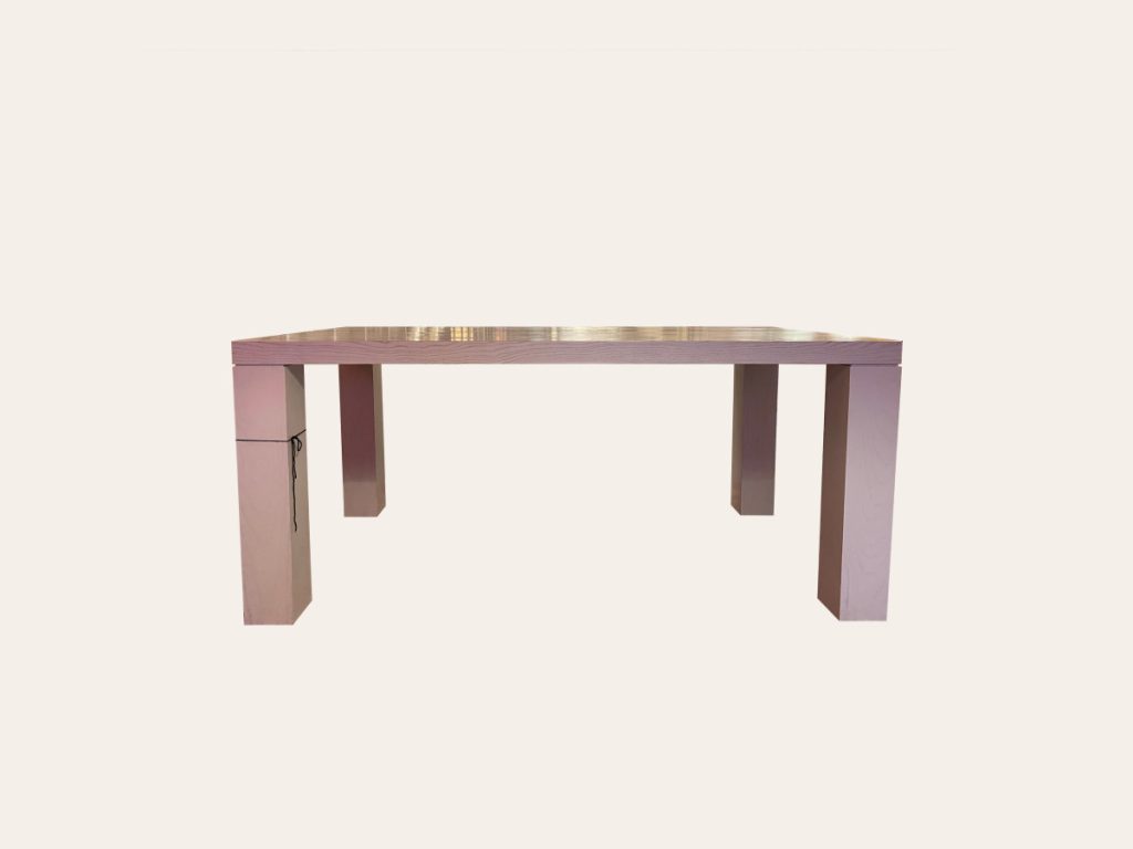Table de salle à manger en bois-grain-blancTheReSales