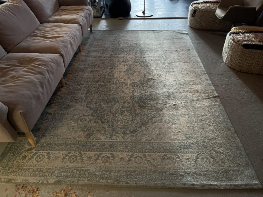 Karpet-lichtblauw-print-TheReSales