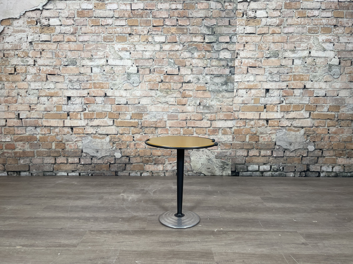 Leolux-Besico-Coffee-Table-TheReSales