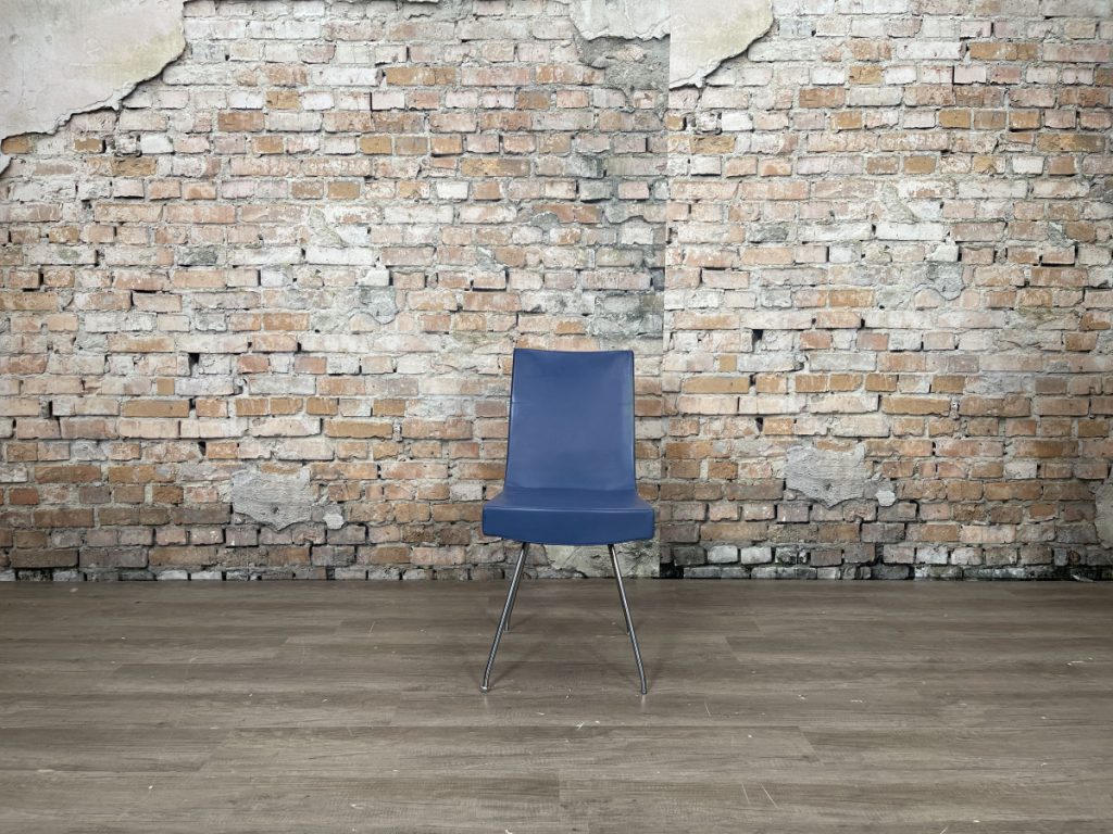 Stoelen-Montis-Jim-blauw-TheReSales