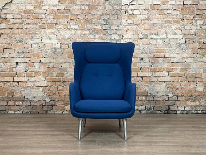 Sessel-Fritz-Hansen-Ro-Chair-blau-TheReSales