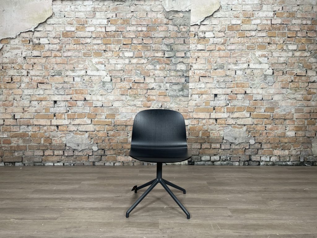 Stoelen-Muuto-Visu-Swivel-zwart-TheReSales