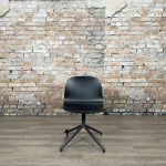 Stoelen-Muuto-Visu-Swivel-zwart-TheReSales