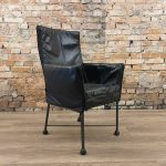 Montis-Chaplin-zwart-zonder-wielen-theresales