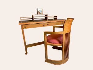 Cassina-Frank-Lloyd-Desk-set-TheReSales