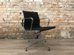 Stoel-Vitra-EA108-draaibaar-TheReSales