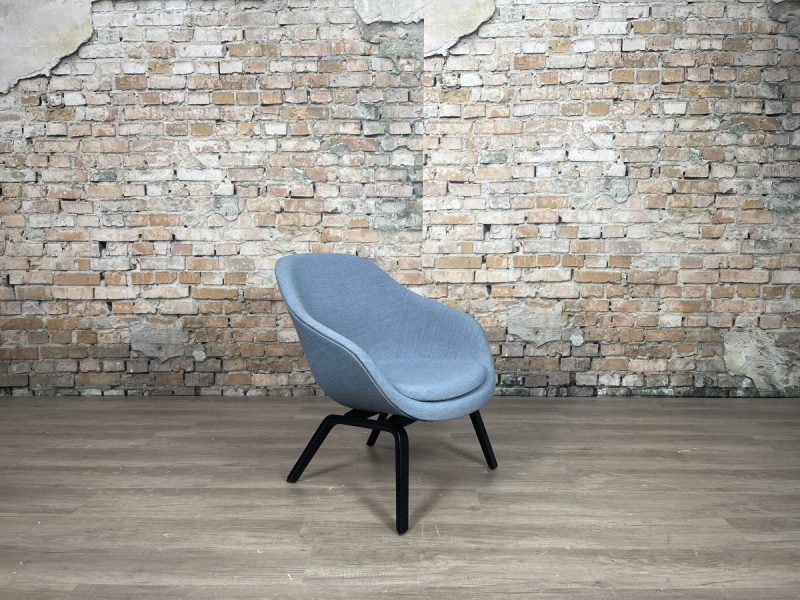 HAY-AAL-83-blauw-Fauteuil-TheReSales