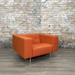 Moooi-Bottoni-oranje-fauteuil-TheReSales