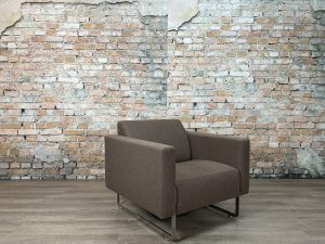 Artifort-Mare-bruin-Fauteuil-TheReSales
