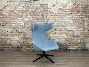 Moroso-Take-A-Line-For-A-Walk-blauw-Fauteuil-TheReSales