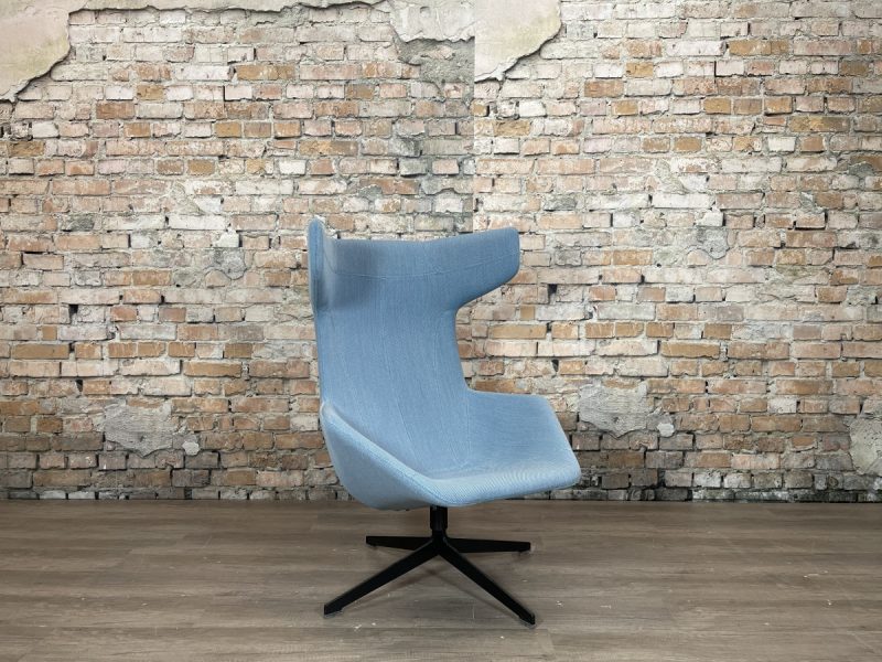 Moroso-Take-A-Line-For-A-Walk-blauw-Fauteuil-TheReSales