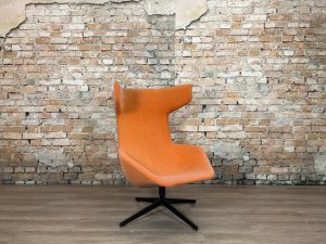 Moroso-Take-A-Line-For-A-Walk-oranje-Fauteuil-TheReSales