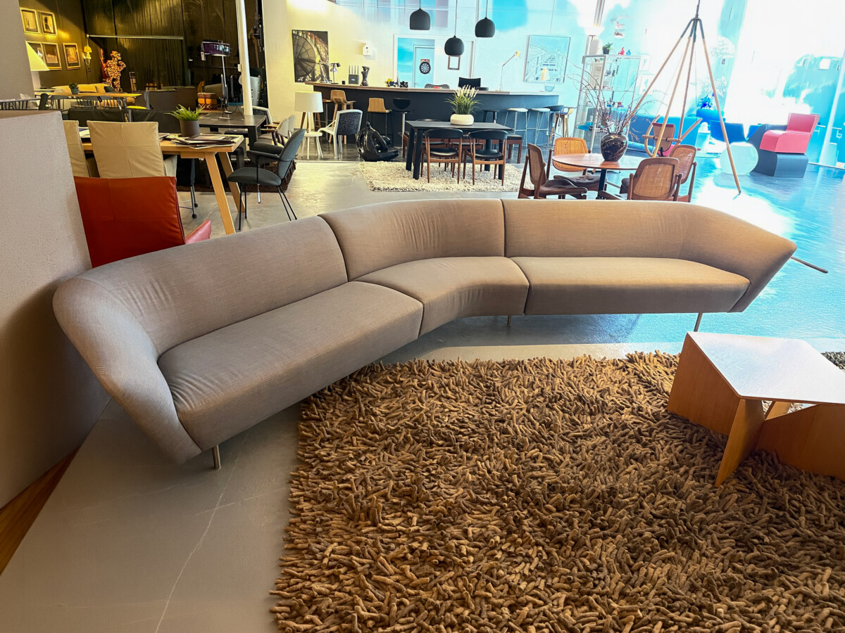 Arper-Loop-bank-TheReSales