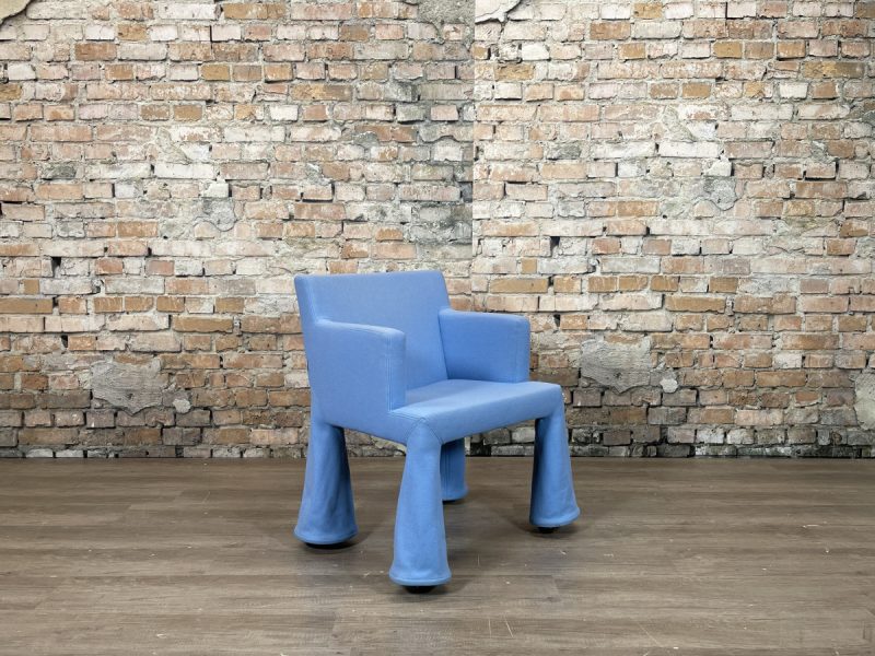 Moooi-VIP-Chair-blauw-Stoel-TheReSales