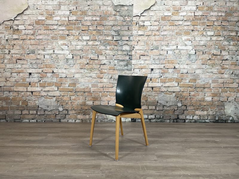 Cassina U-8 Chair groen zonder armleuning - Afbeelding 3