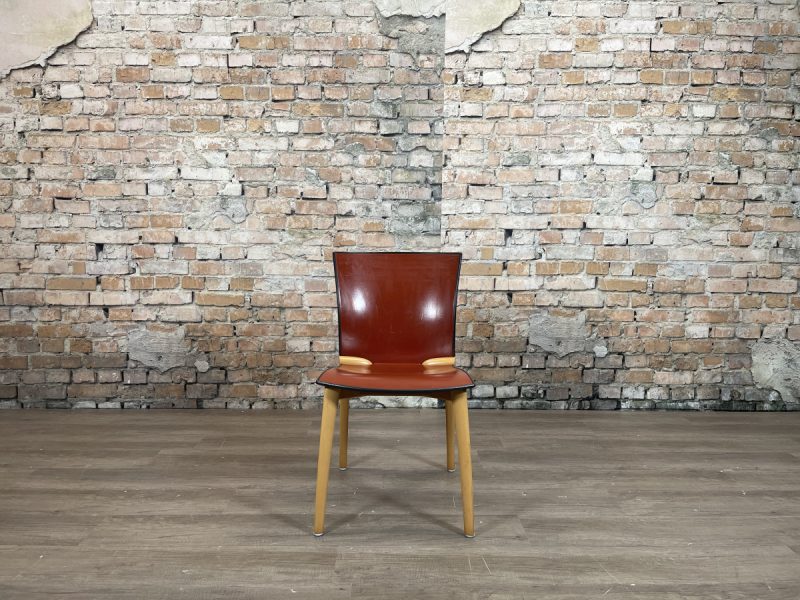 Cassina U-8 Chair rood zonder armleuning - Afbeelding 2
