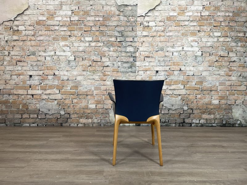 Cassina U-8 Chair blauw - Afbeelding 6