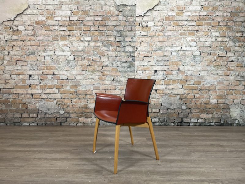 Cassina U-8 Chair rood - Afbeelding 3