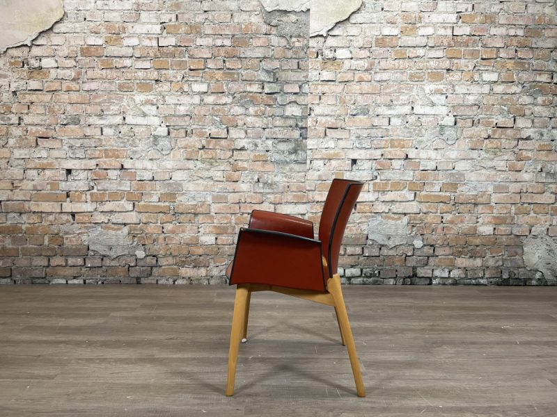 Cassina U-8 Chair rood - Afbeelding 4