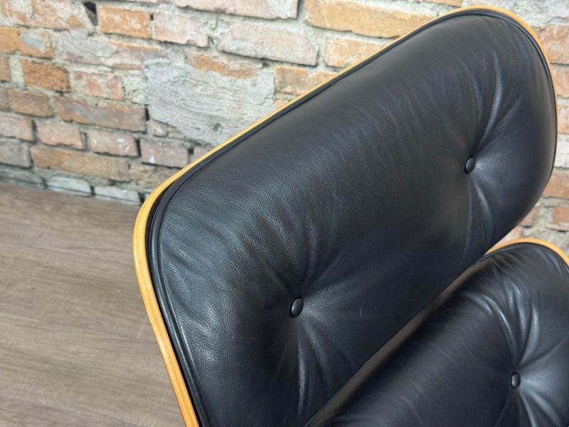 Vitra Eames Lounge Chair + Ottoman - Afbeelding 14