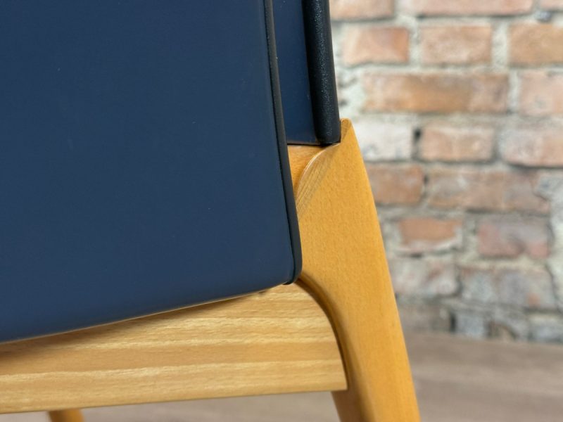 Cassina U-8 Chair blauw - Afbeelding 10