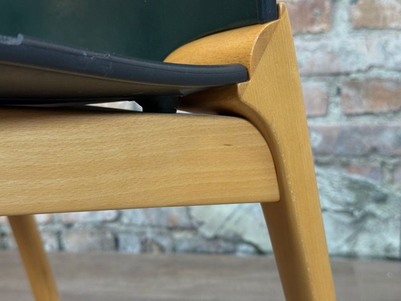 Cassina U-8 Chair groen zonder armleuning - Afbeelding 9