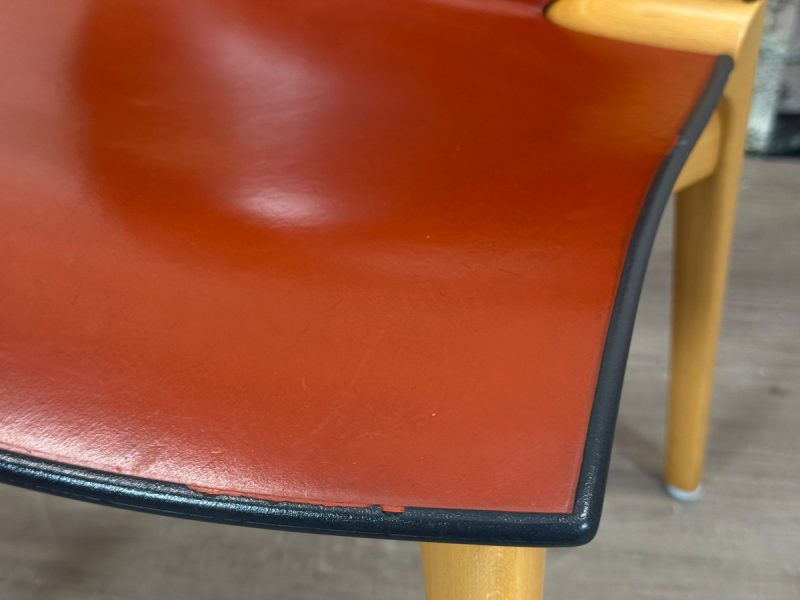 Cassina U-8 Chair rood zonder armleuning - Afbeelding 14