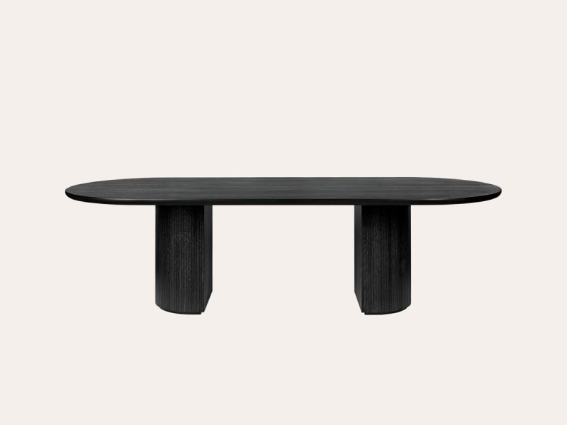 Gubi-Moon-Dining-Table-TheReSales