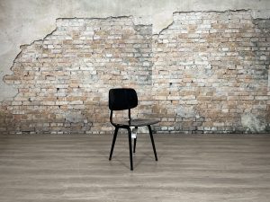 Ahrend-Revolt-zwart-Stoel-TheReSales