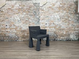 Moooi-VIP-Chair-grijs-TheReSales