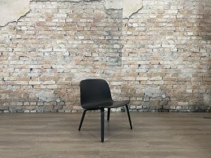 Stoelen-Muuto-Visu-zwart-TheReSales