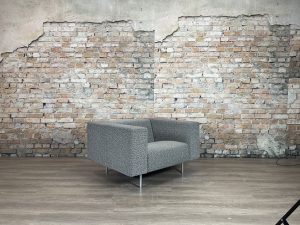 Moooi-Bottoni-grijs-fauteuil-TheReSales