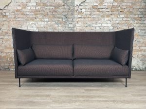 Hay-Silhouette-bank-theresales