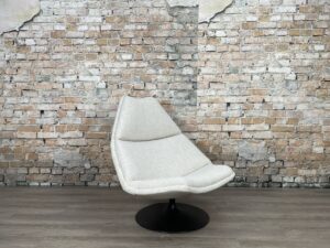 Artifort-F588-off-white-theresales