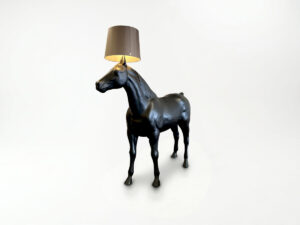 Moooi-Horse-Vloerlamp-TheReSales