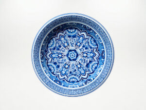 Moooi-Carpets-Delft-Blue-Plate-theresales