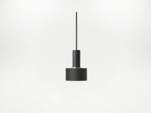 ferm-living-socket-pendant-low-zwart-disc-shade-zwart-theresales