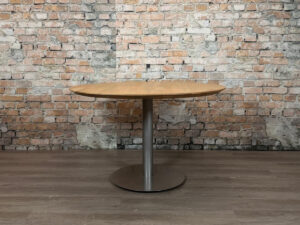 Dutch-Globe-Ronde-Eettafel-theresales